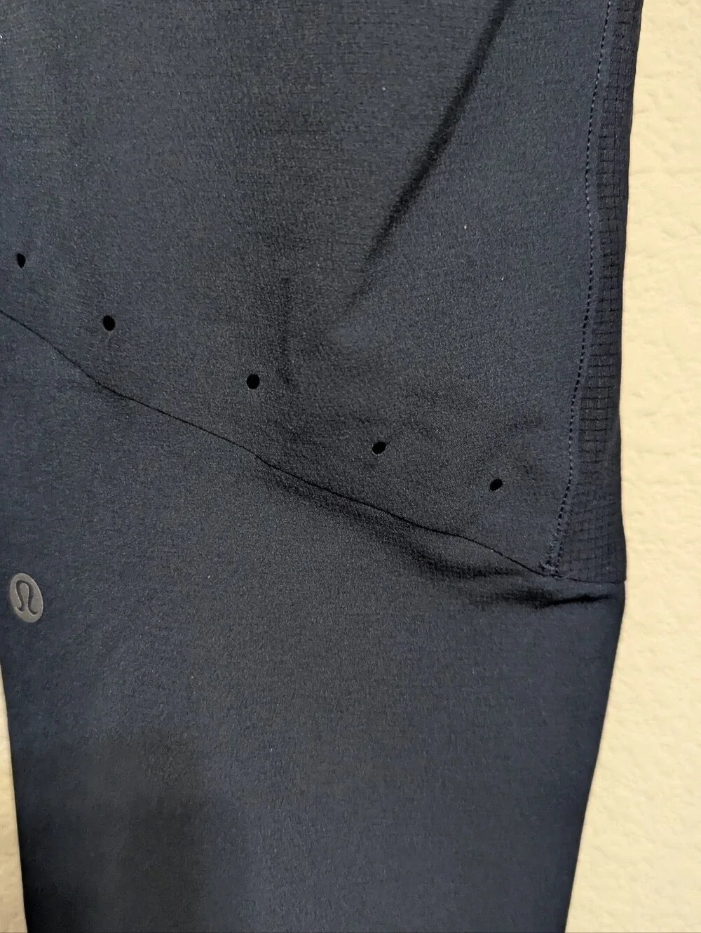 Lululemon License To Train Mens Navy Tapered Jogger Pants Active Small LM5AEGS